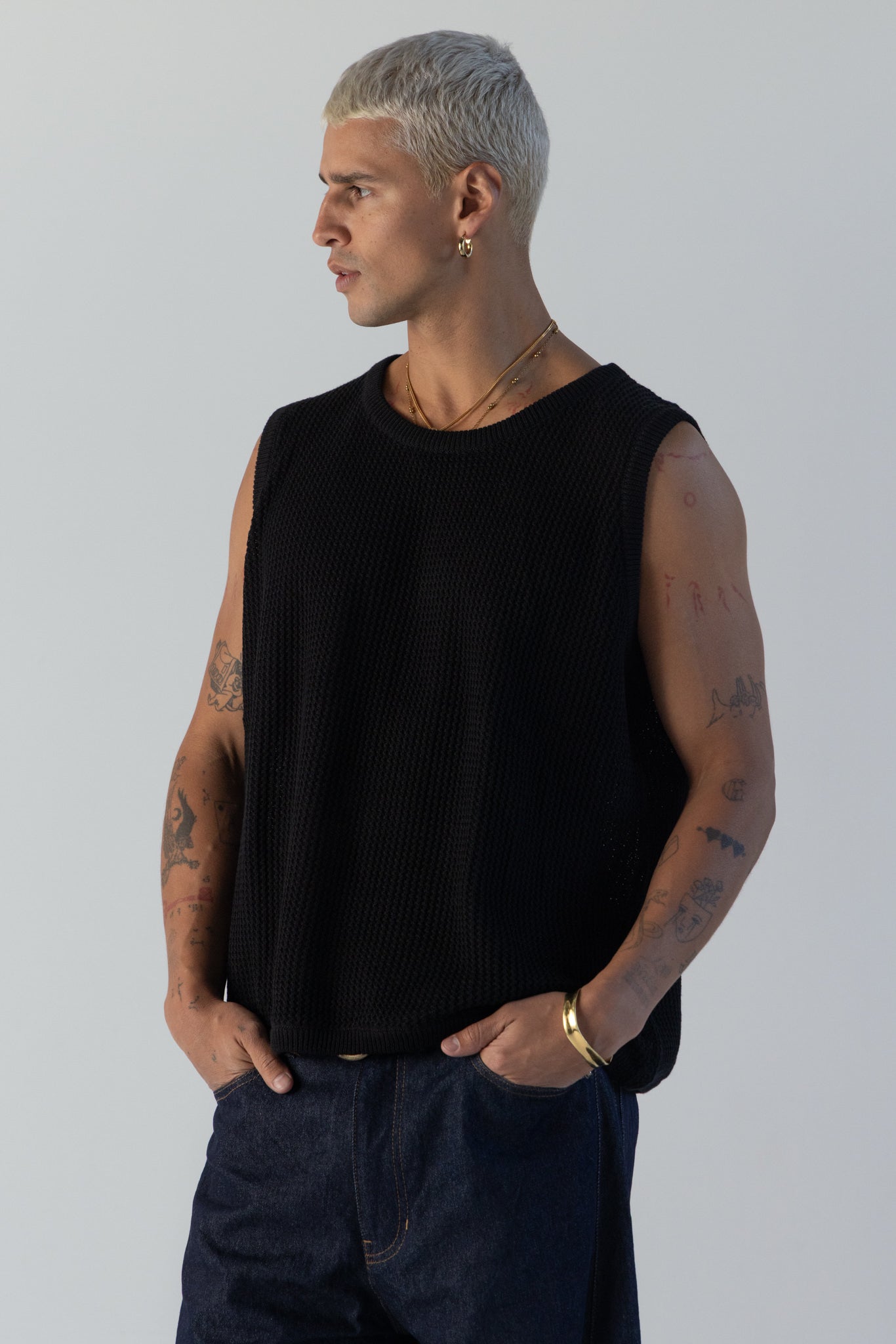 Ace is 6’1 wearing M